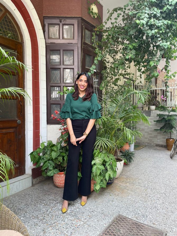 Ruffled Bell Sleeve Top- Green