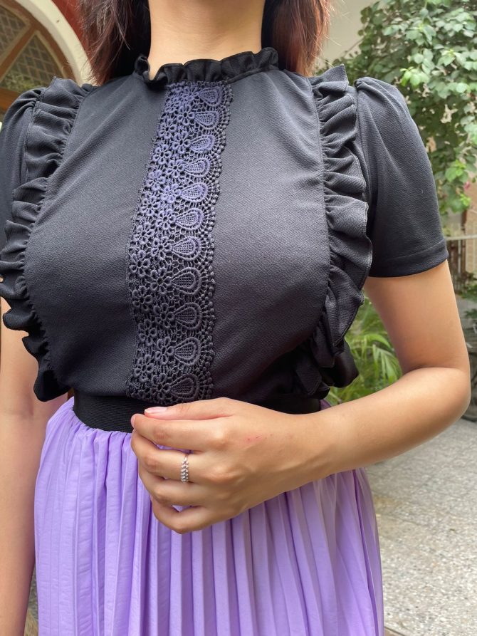 Flutter Top - Black