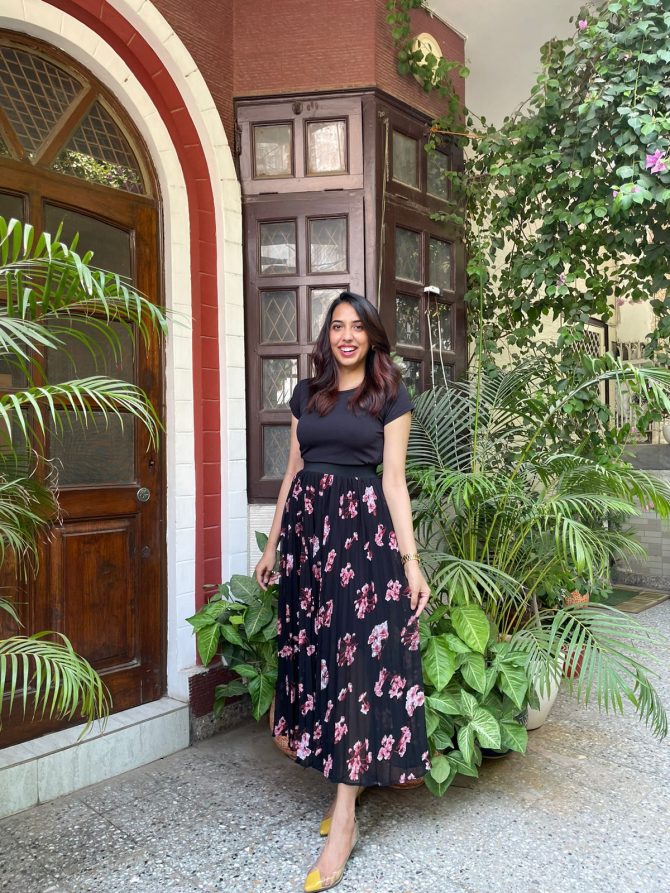 Goddess Pleated Skirt (Free Size)- Black