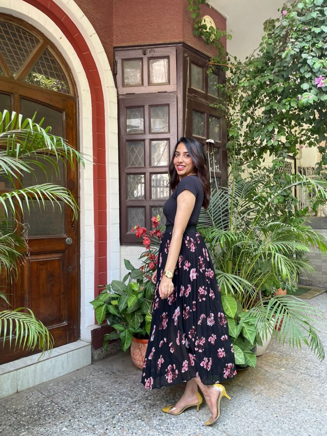 Goddess Pleated Skirt (Free Size)- Black