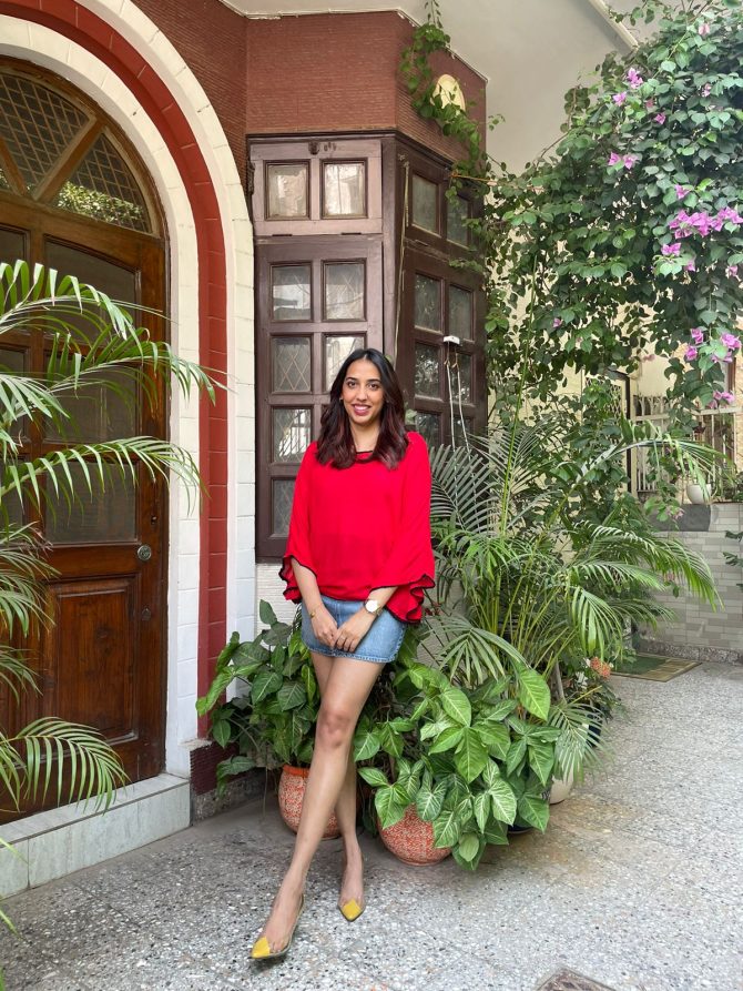 Cape-tivating Top- Red
