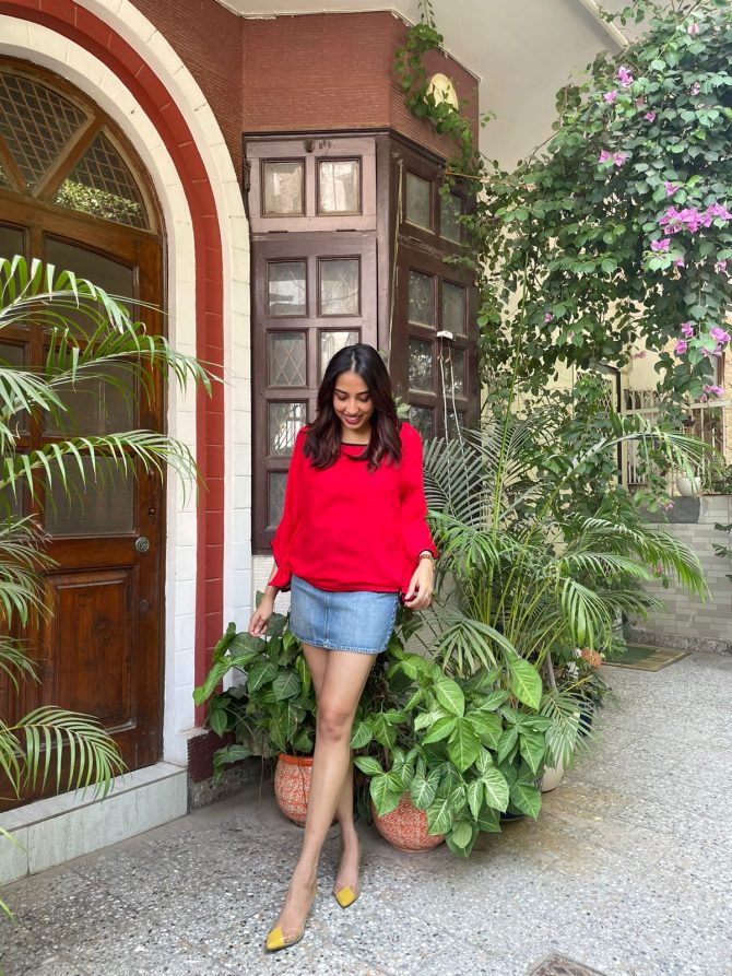 Cape-tivating Top- Red