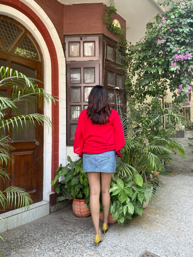 Cape-tivating Top- Red