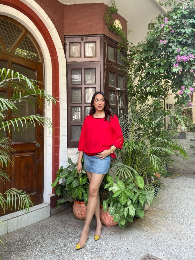Cape-tivating Top- Red