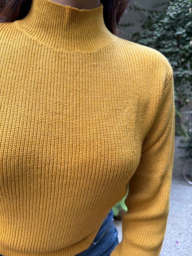 Yellow Solid Sweater (Free Size)