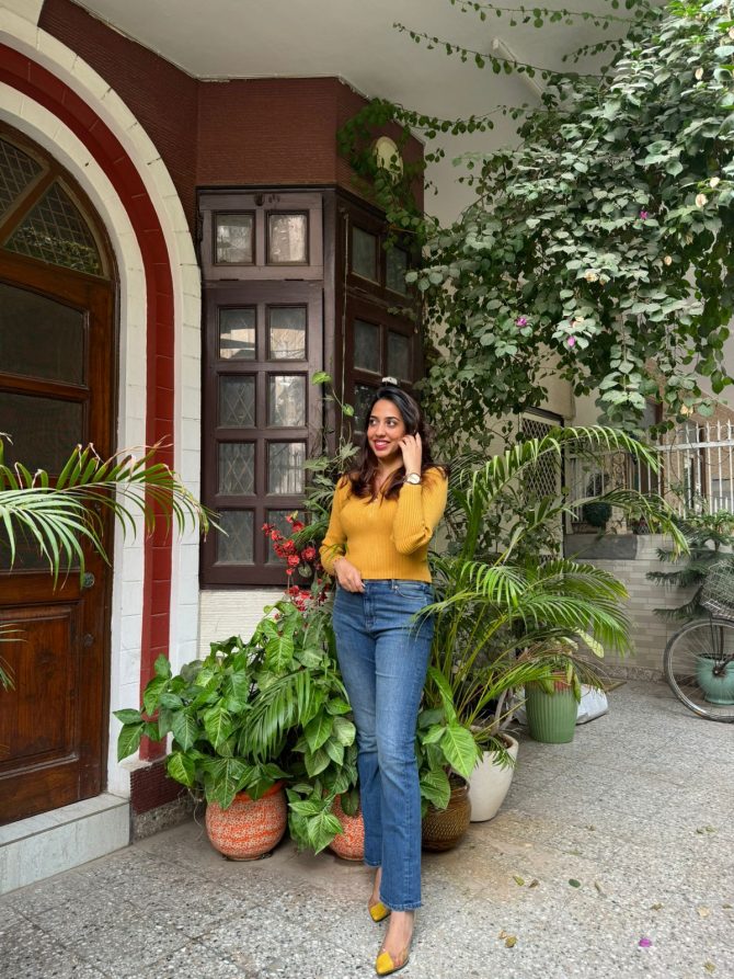 Ribbed Mustard Sweater (Free Size)