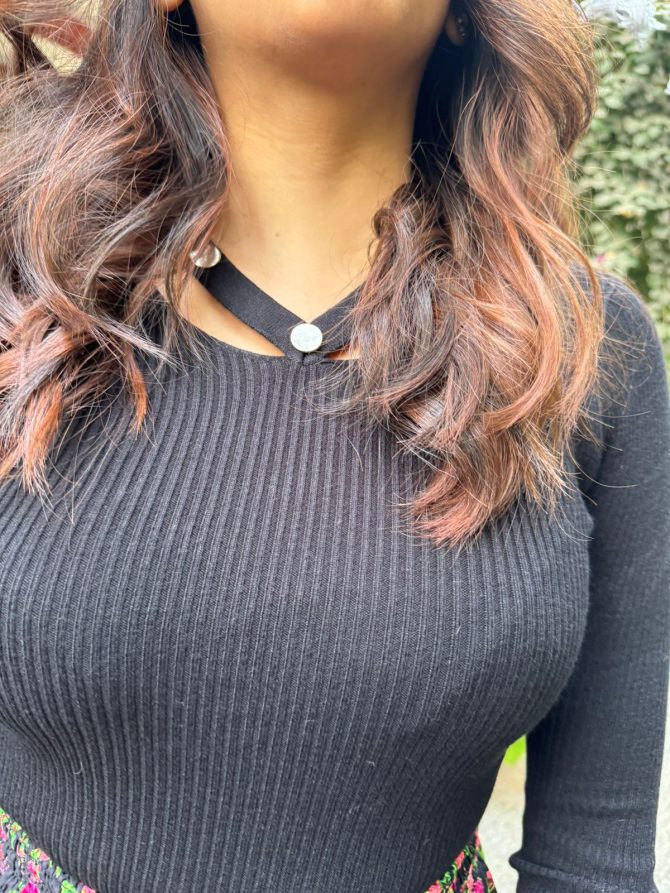 Black Ribbed Sweater w/ Cut out (Free Size)