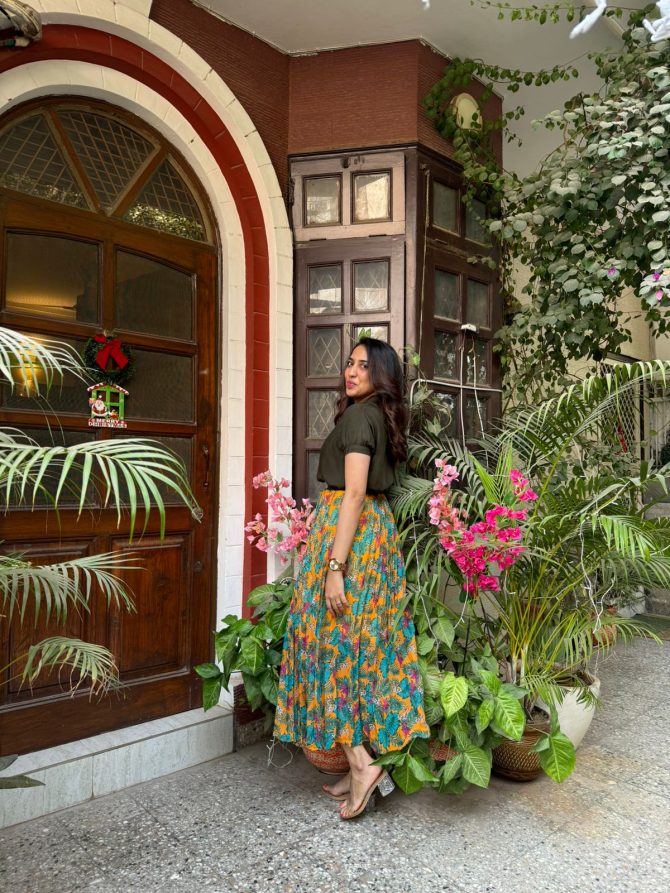 Goddess Pleated Skirt (Free Size)- Yellow