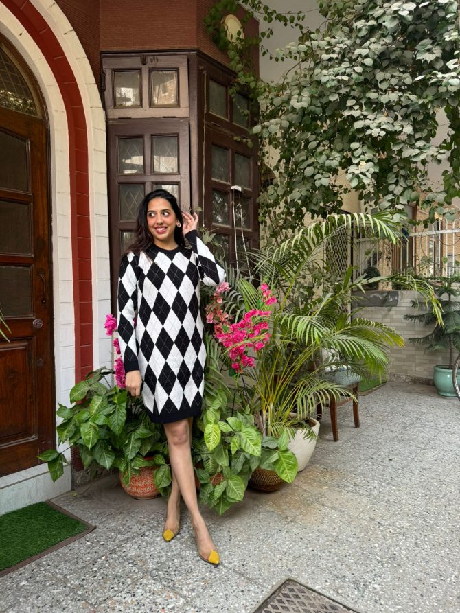 Diamond Sweater Dress (Free Size)