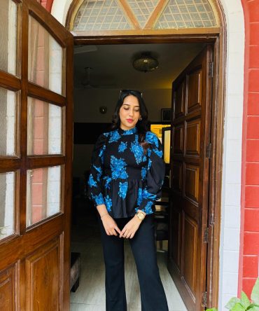 Black Smocked Top 2