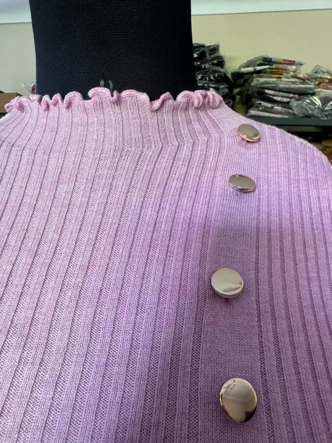 Pink Buttoned Ribbed Sweater (Free Size)