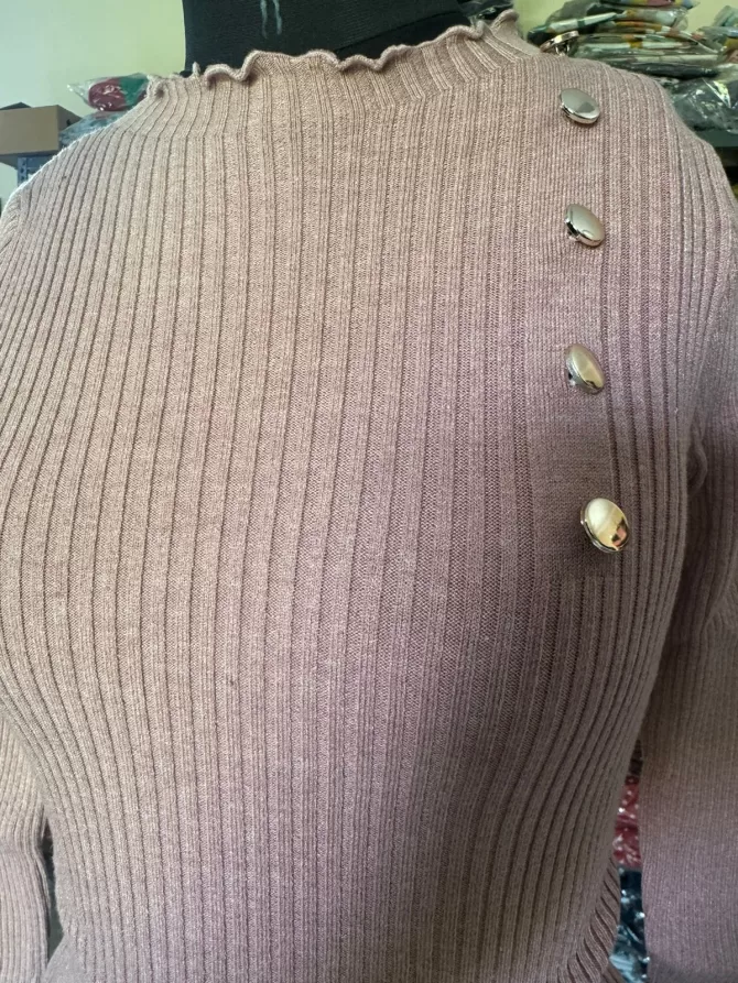 Dusky Pink Buttoned Ribbed Sweater (Free Size)