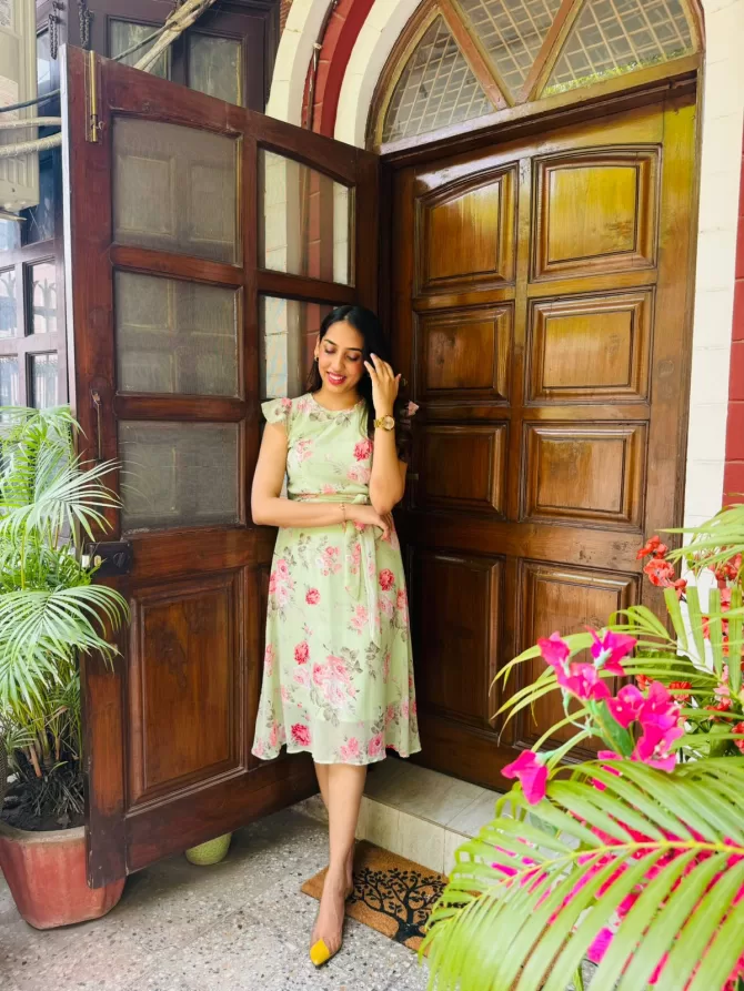 Delicate Daisy Dress- Green