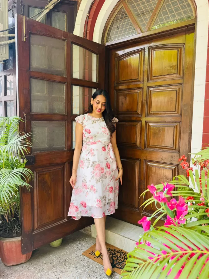 Delicate Daisy Dress- White