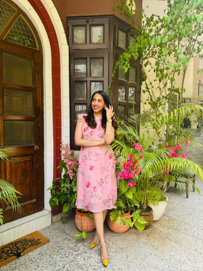 Delicate Daisy Dress- Pink