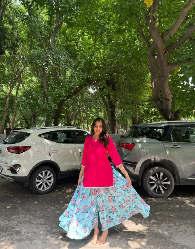 Solid Lace Kurti - Pink