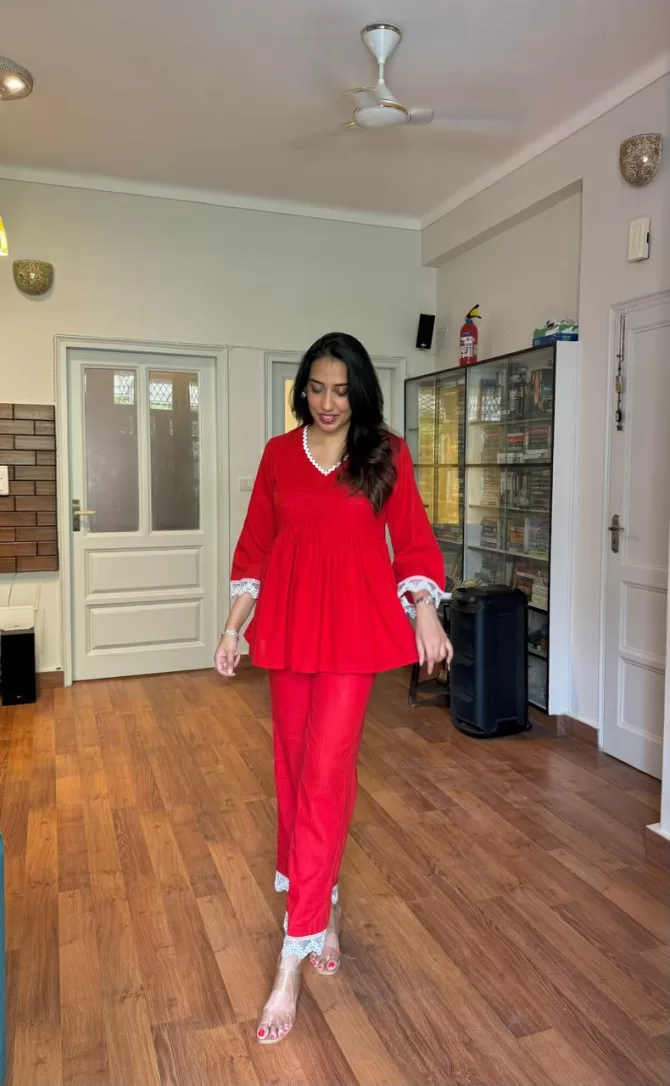 Mirchi Lace Set