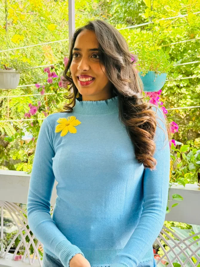 Flower Power Sweater (Free Size) - Blue