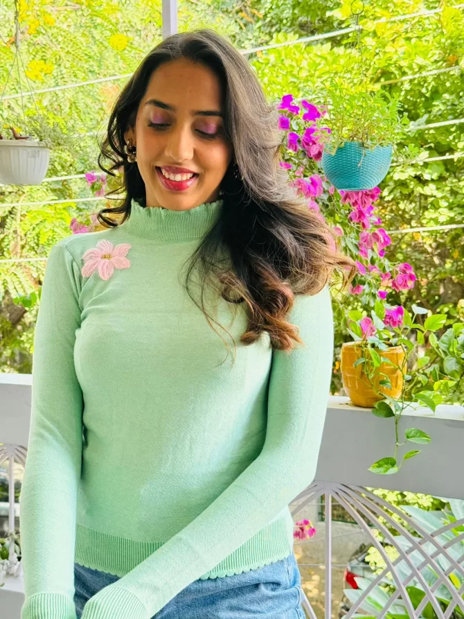 Flower Power Sweater (Free Size) - Pastel Green