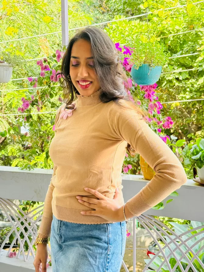 Flower Power Sweater (Free Size) - Cream