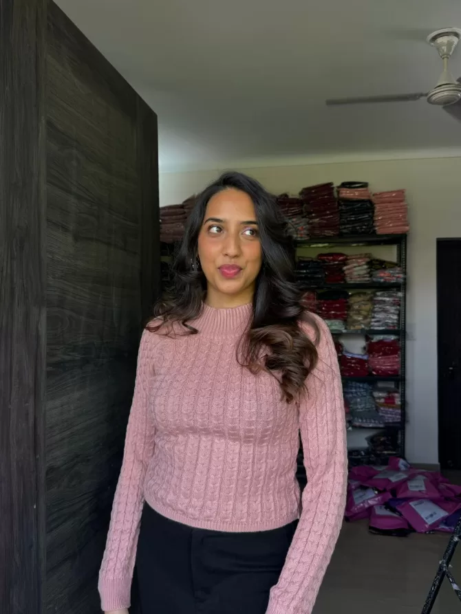 Dusky Pink Cable Knit Sweater (Free Size)