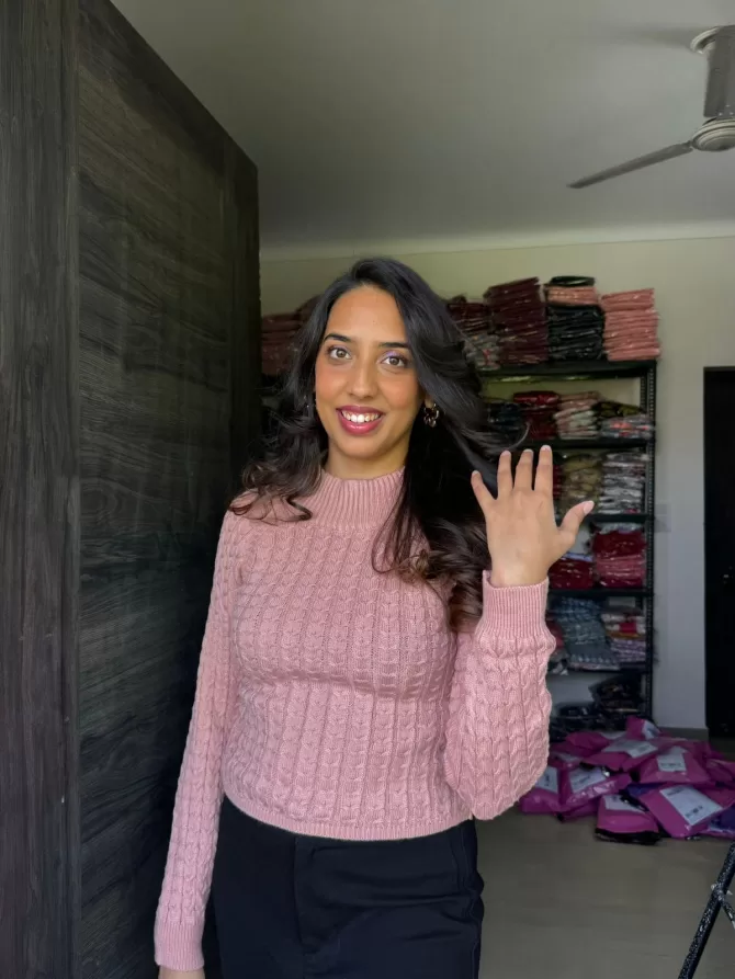 Dusky Pink Cable Knit Sweater (Free Size)