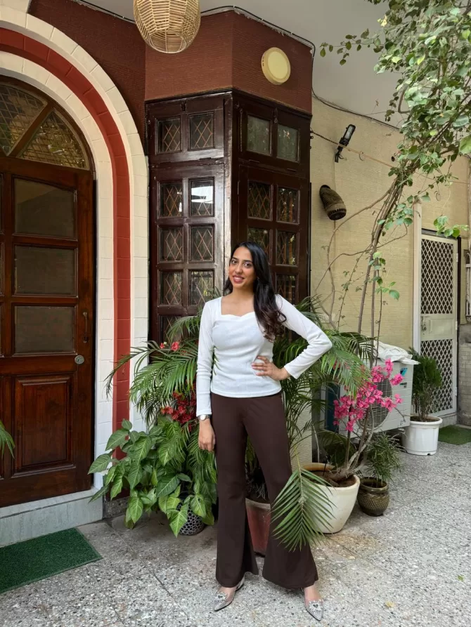 Flared Trousers - Brown