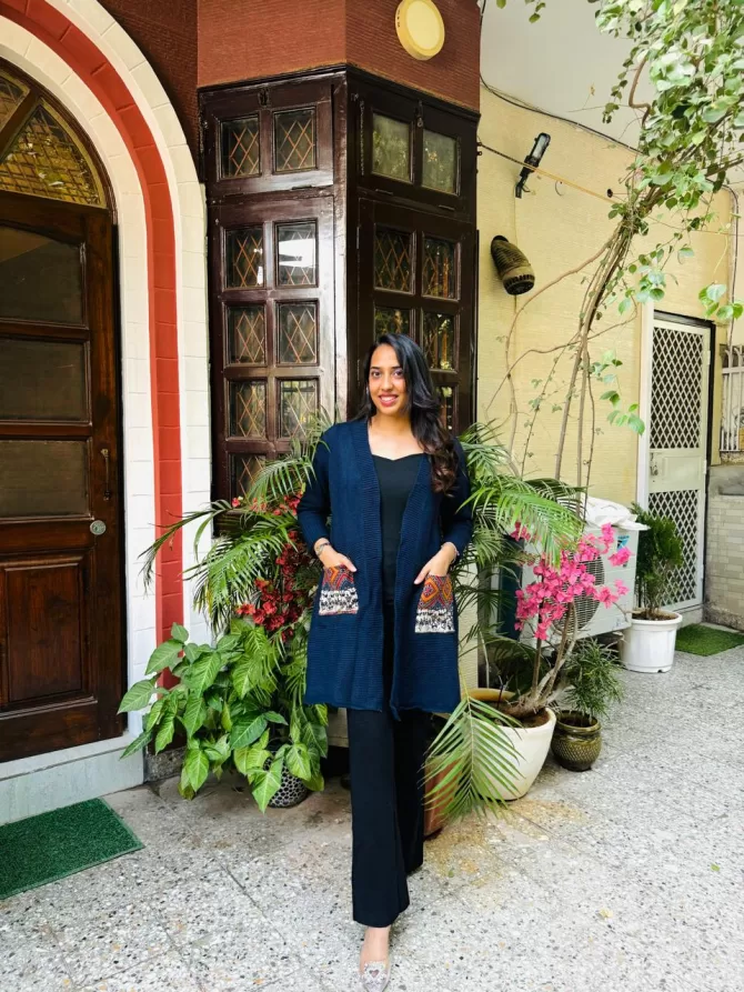 Printed Pocket Shrug (Free Size)