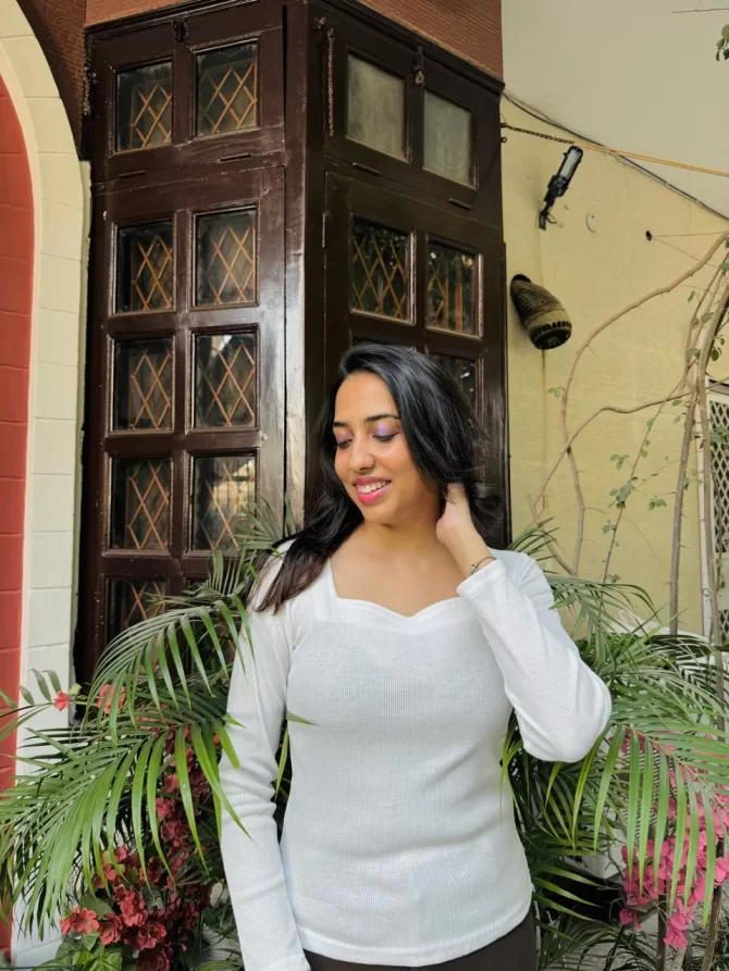 Sweetheart Cotton Ribbed Top - White