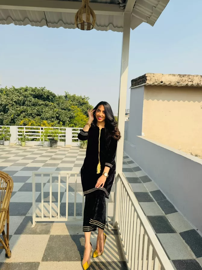 Maharani Velvet Set - Black