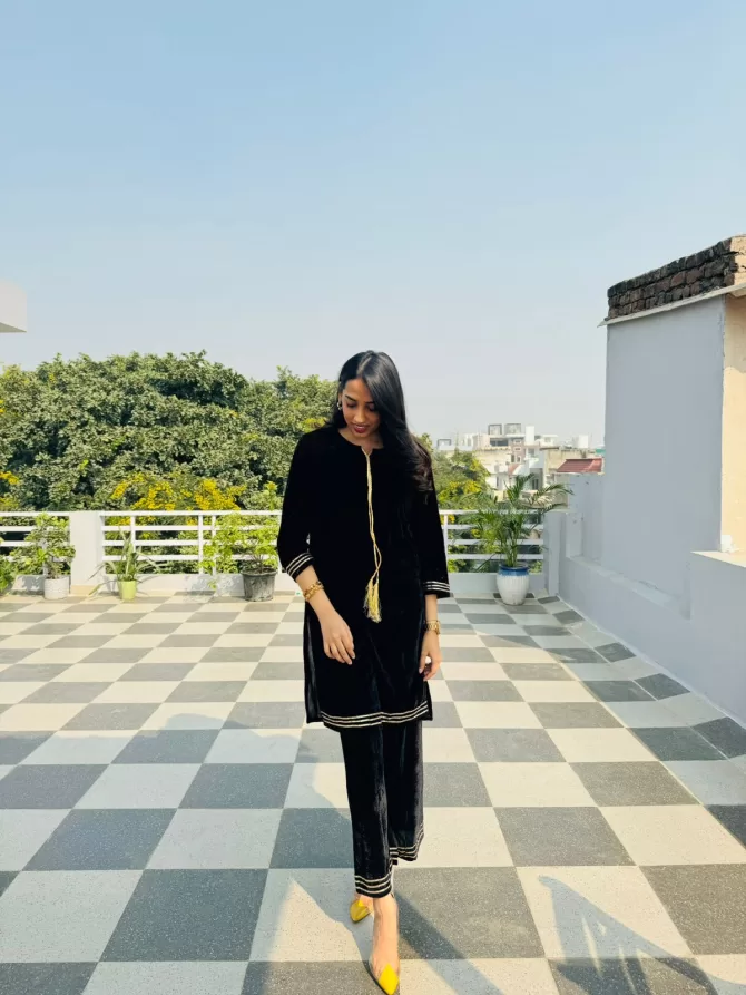 Maharani Velvet Set - Black