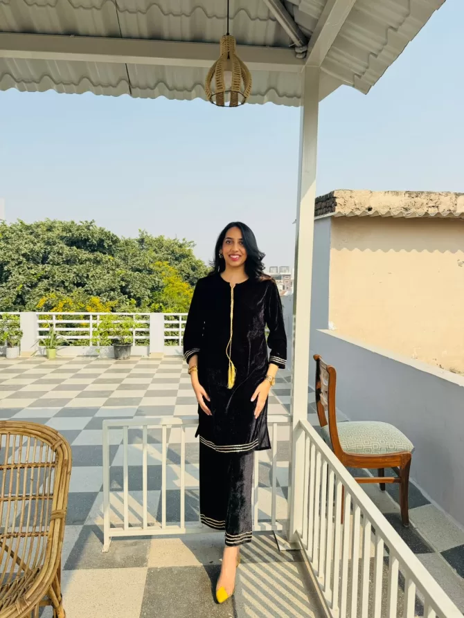 Maharani Velvet Set - Black