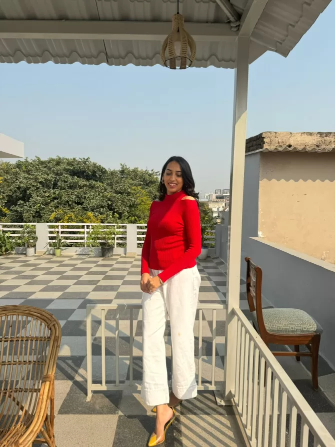 Red Cut Work Ribbed Turtleneck (Free Size)