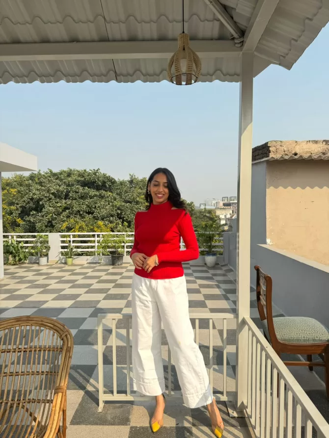Red Cut Work Ribbed Turtleneck (Free Size)