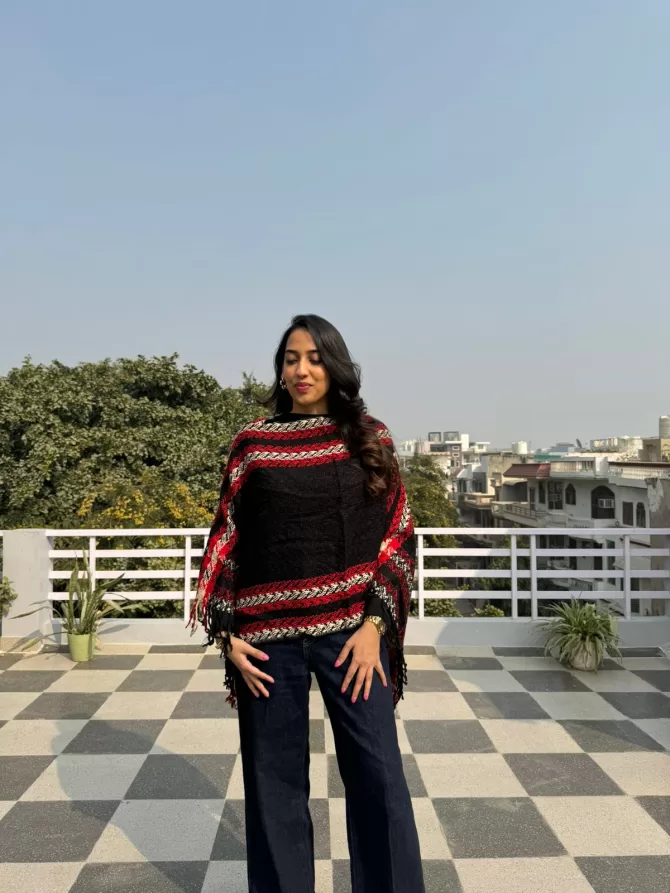 Tassels Woollen Poncho - Black (Free Size)