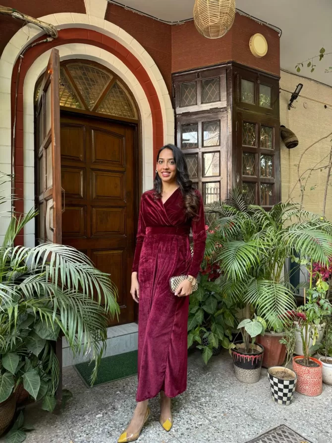 Velvet Classic Dress - Maroon