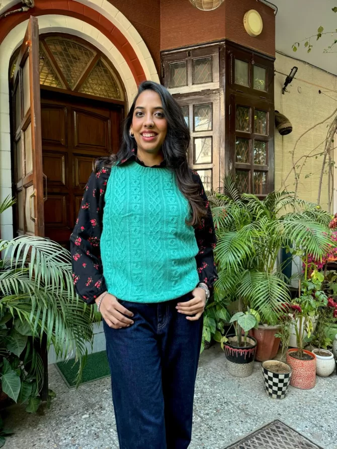 Sleeveless Cable Knit Jumper (Free Size) - Green