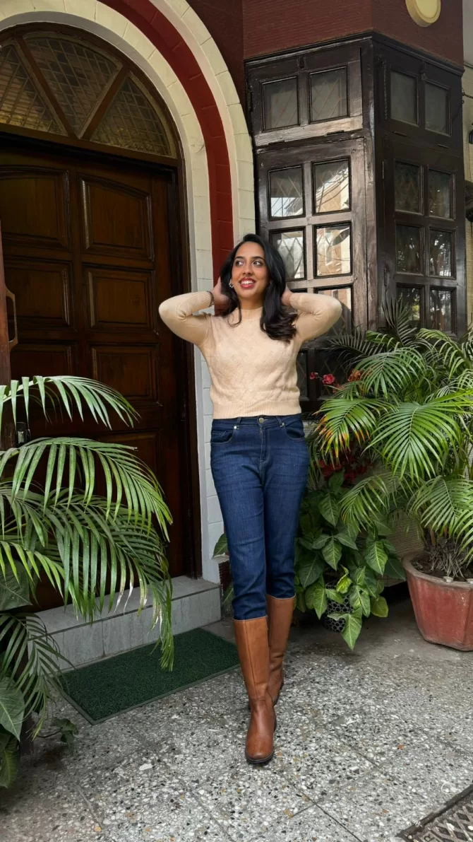 Solid Cream Sweater (Free Size)