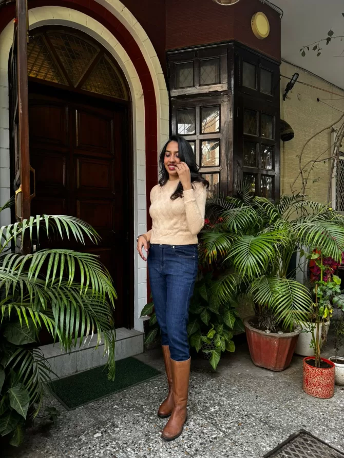 Solid Cream Sweater (Free Size)