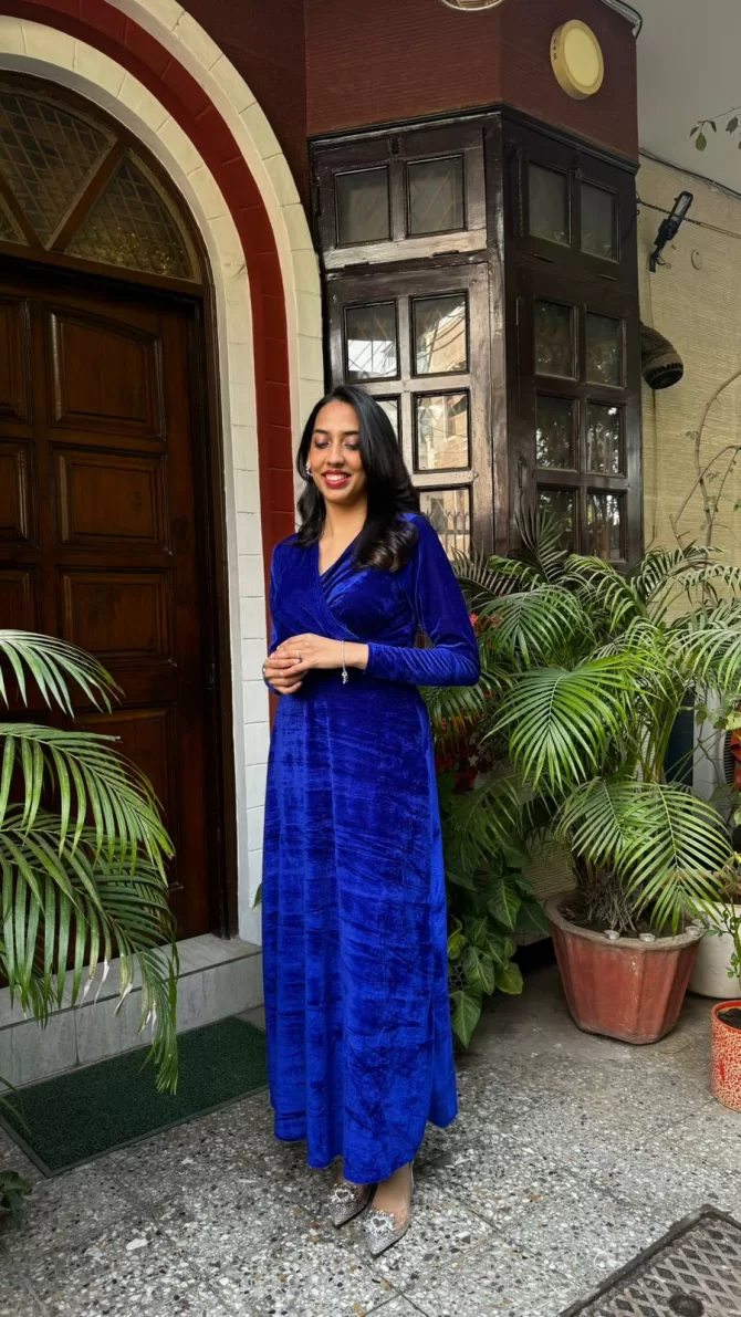 Velvet Classic Dress - Royal Blue