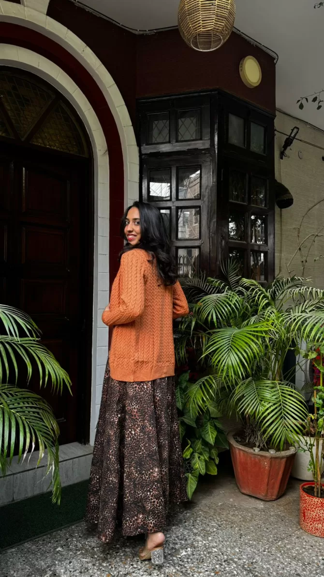 Brown Knit Cardigan (Free Size)