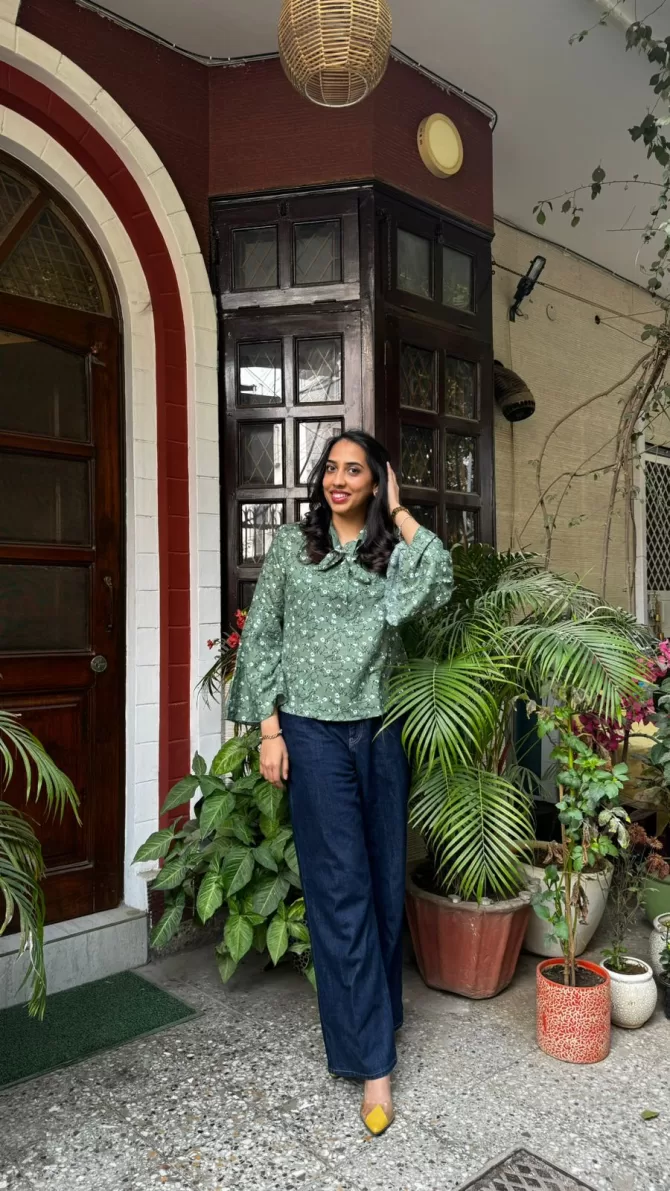 Bell Sleeved Top - Green