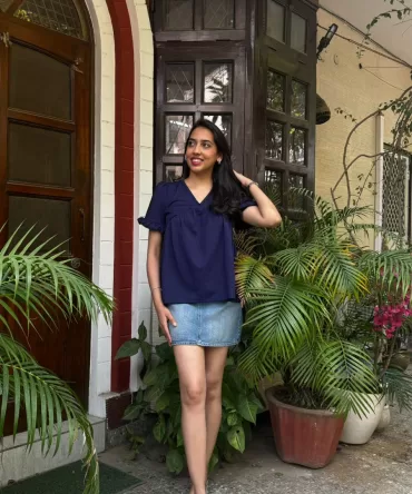 Alia Top – Navy 2