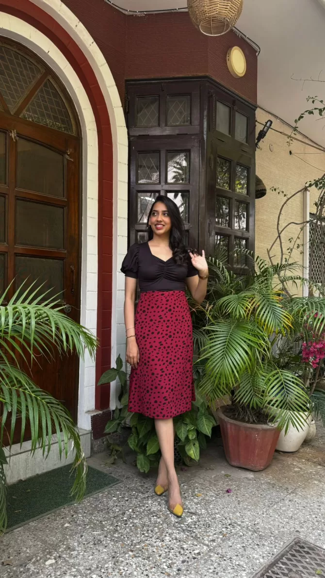 Spotlight Skirt & Top Set- Maroon