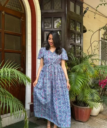 Glee Lounge Dress – Floral Blue