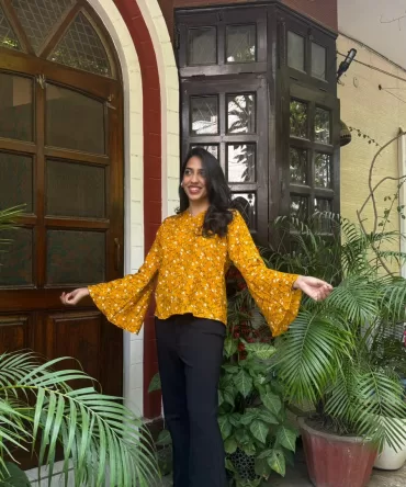 Bell Sleeved Top – Yellow 2