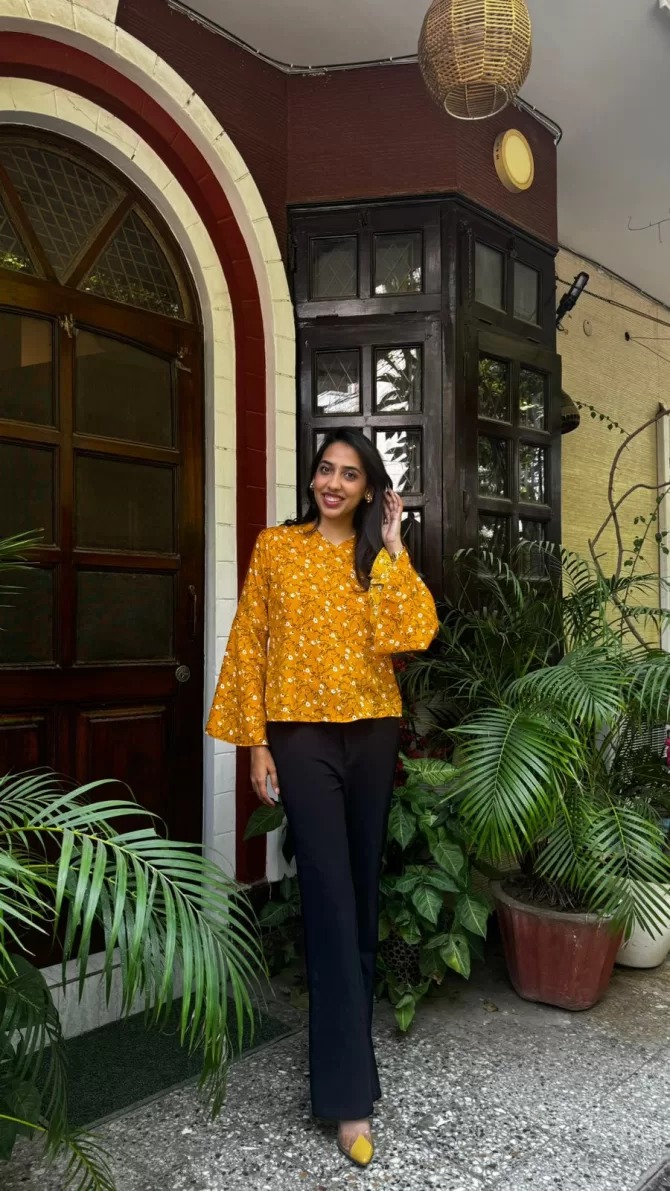Bell Sleeved Top - Yellow