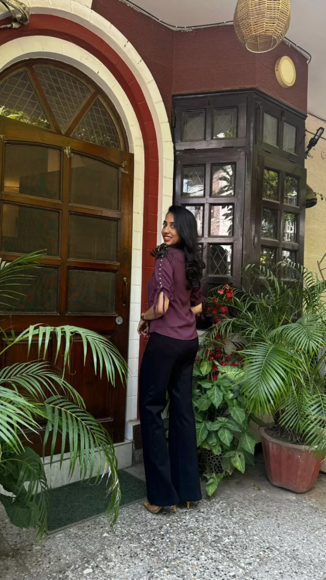 Pearl Sleeved Top - Wine