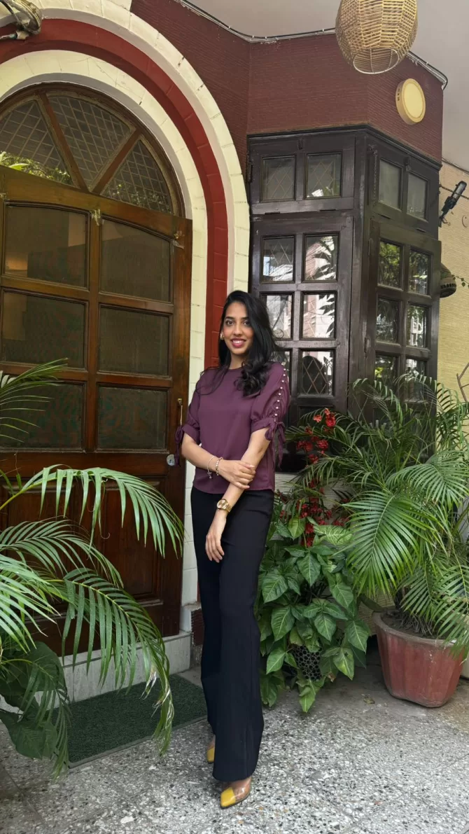 Pearl Sleeved Top - Wine