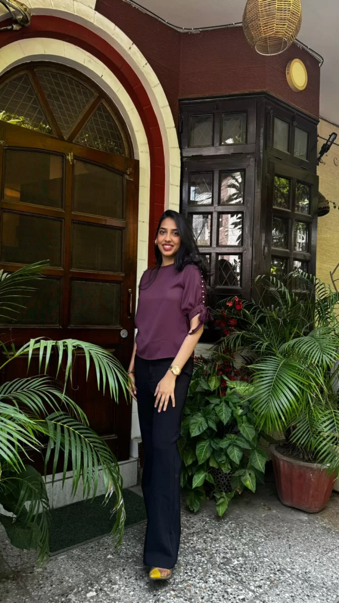 Pearl Sleeved Top - Wine